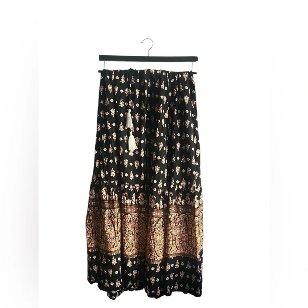 Hey Chic Leila Black Boho Maxi Skirt, New with Tags, Size US 10